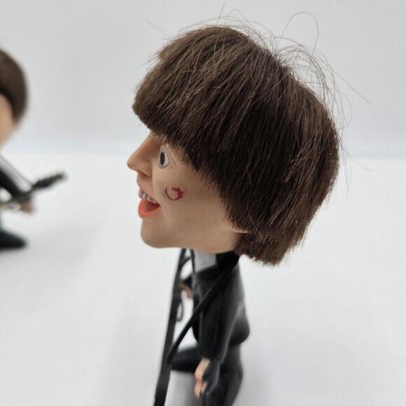 1964 Beatles Figurines with Instruments Remco Nems 4.5" Lot of 3 - Picture 8 of 15